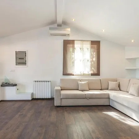 Experience By Interhome