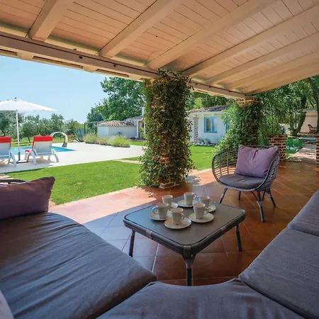 Experience By Interhome Dom wakacyjny Tar-Vabriga