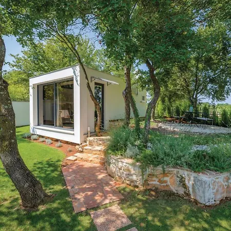Experience By Interhome * Tar-Vabriga