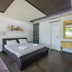 Experience By Interhome * Tar-Vabriga