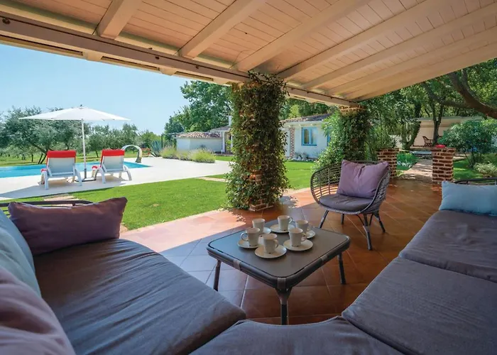 Experience By Interhome Holiday home Tar-Vabriga