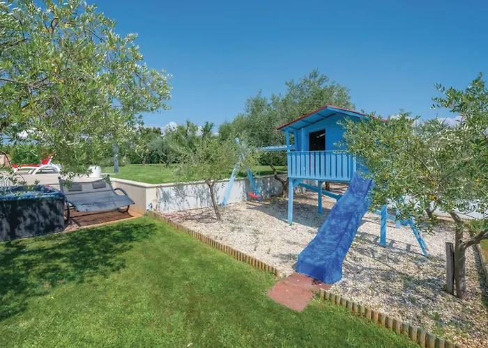 Experience By Interhome * Tar-Vabriga